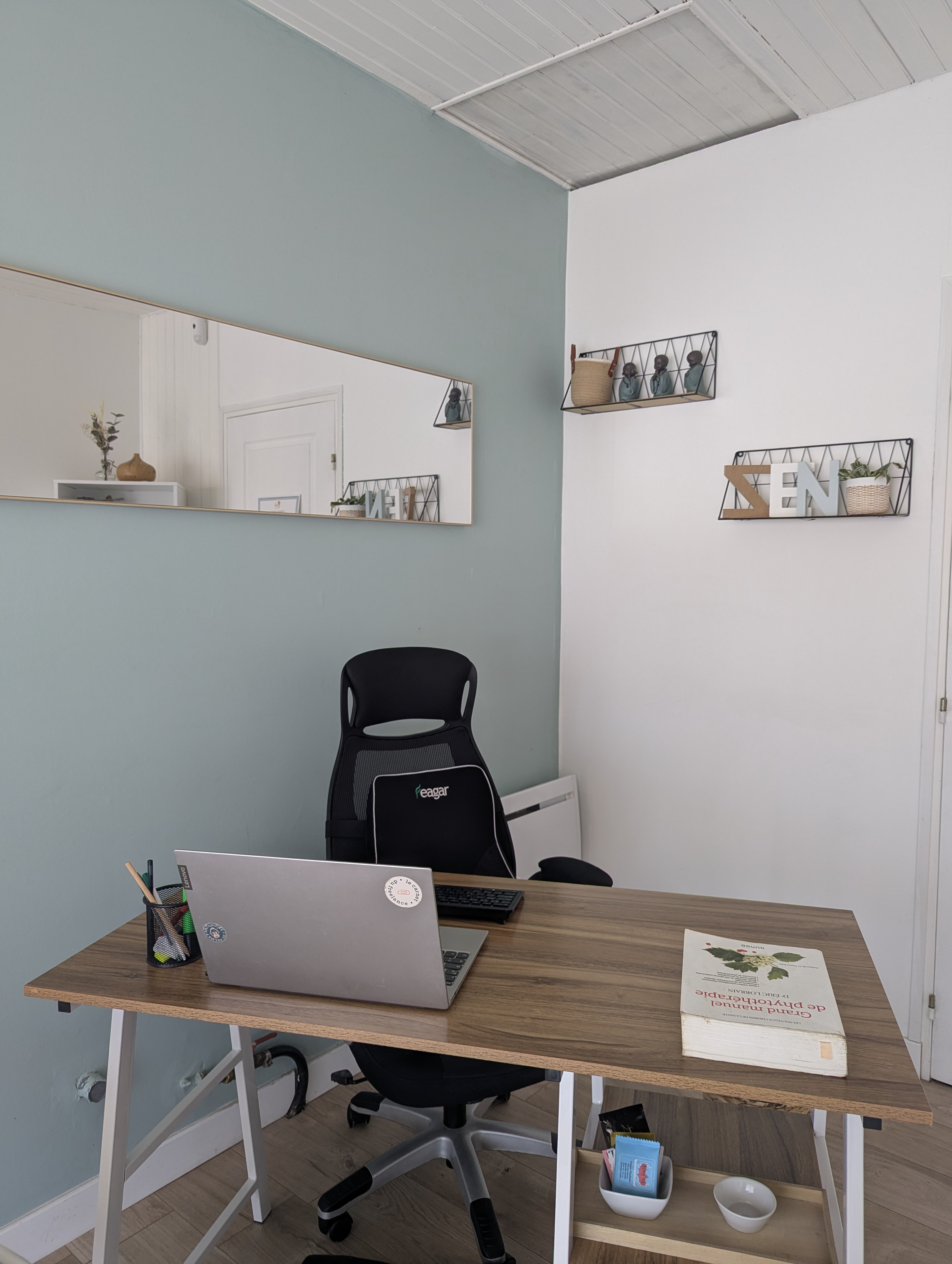 Espace de consultation du cabinet de naturopathie à Blain